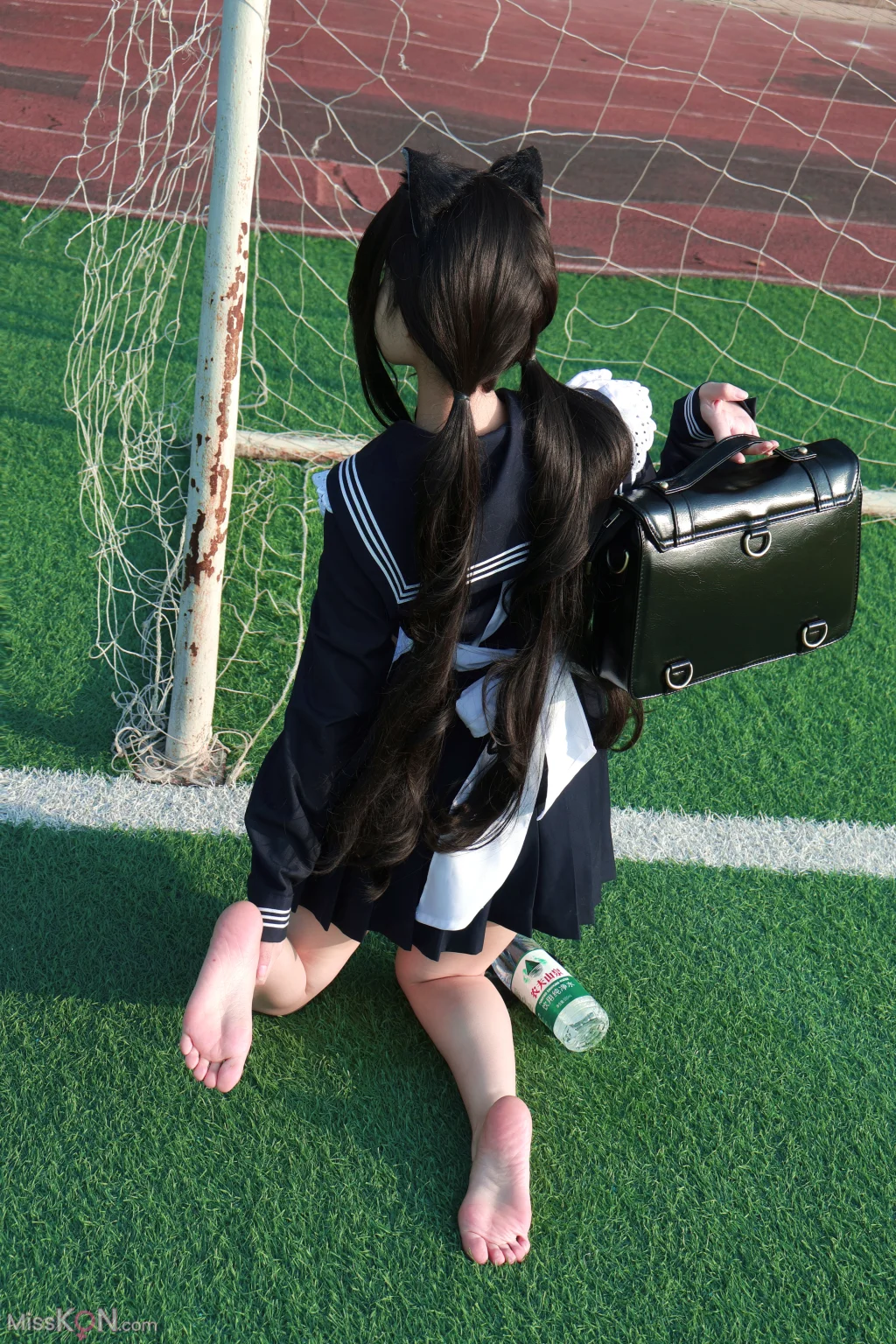 小羊蛋卷: jk少女+爱丽丝 (25 photos + 1 video)