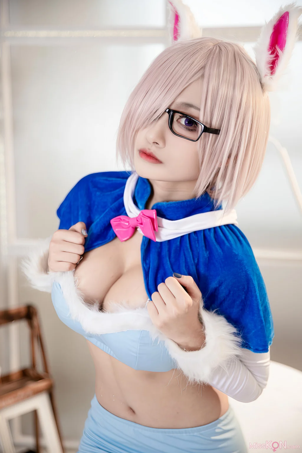 Coser@洛璃LoLiSAMA: 玛修 芙芙同人ver (66 photos)