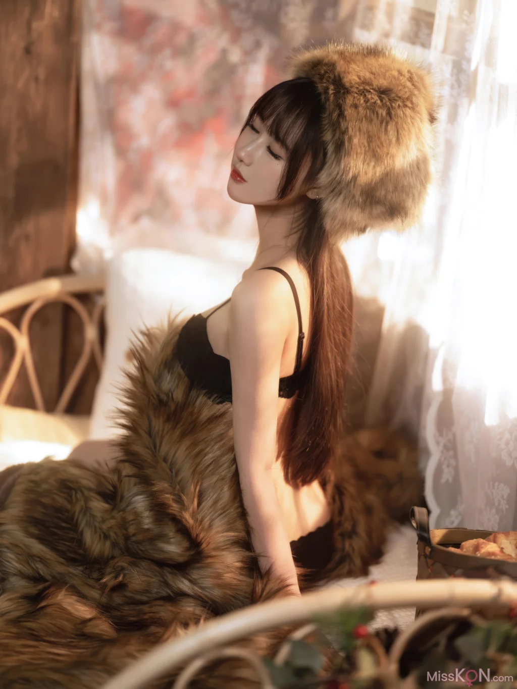 Coser@羽生三未: 冬之恋歌 (37 photos)