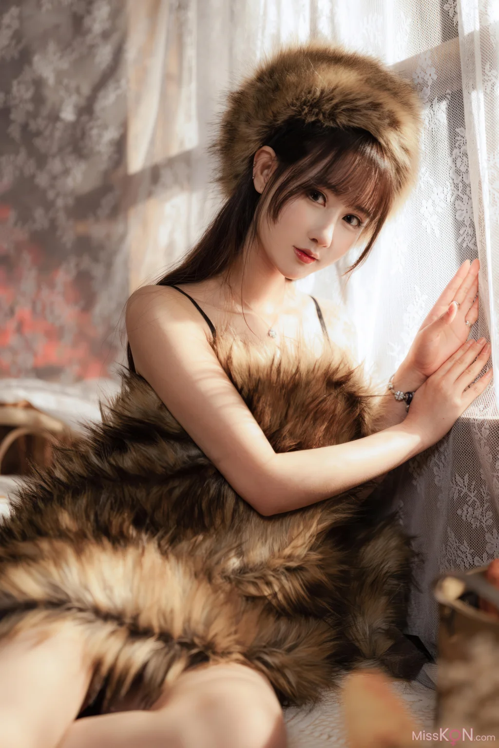 Coser@羽生三未: 冬之恋歌 (37 photos)