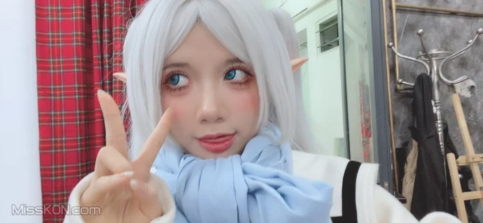 Coser@PoppaChan: Frieren Winter 芙莉莲·黑丝短靴冬装 +S (141 photos + 13 videos) – Page 2
