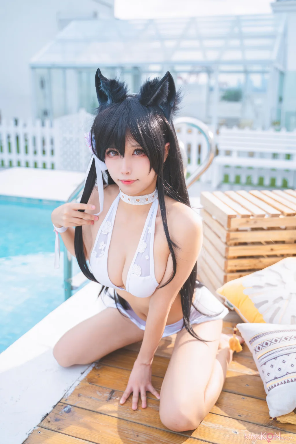 Coser@三無人型: 碧蓝航线 爱宕 泳装 (30 photos)