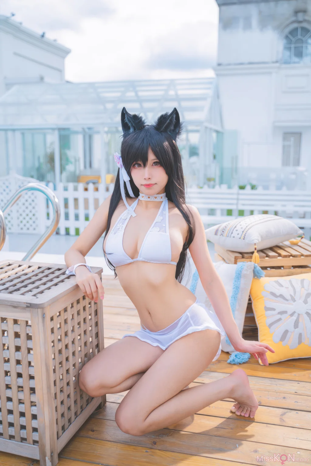 Coser@三無人型: 碧蓝航线 爱宕 泳装 (30 photos)