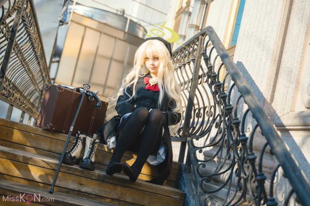 Coser@矢量鱼: 笑面教授 (37 photos)