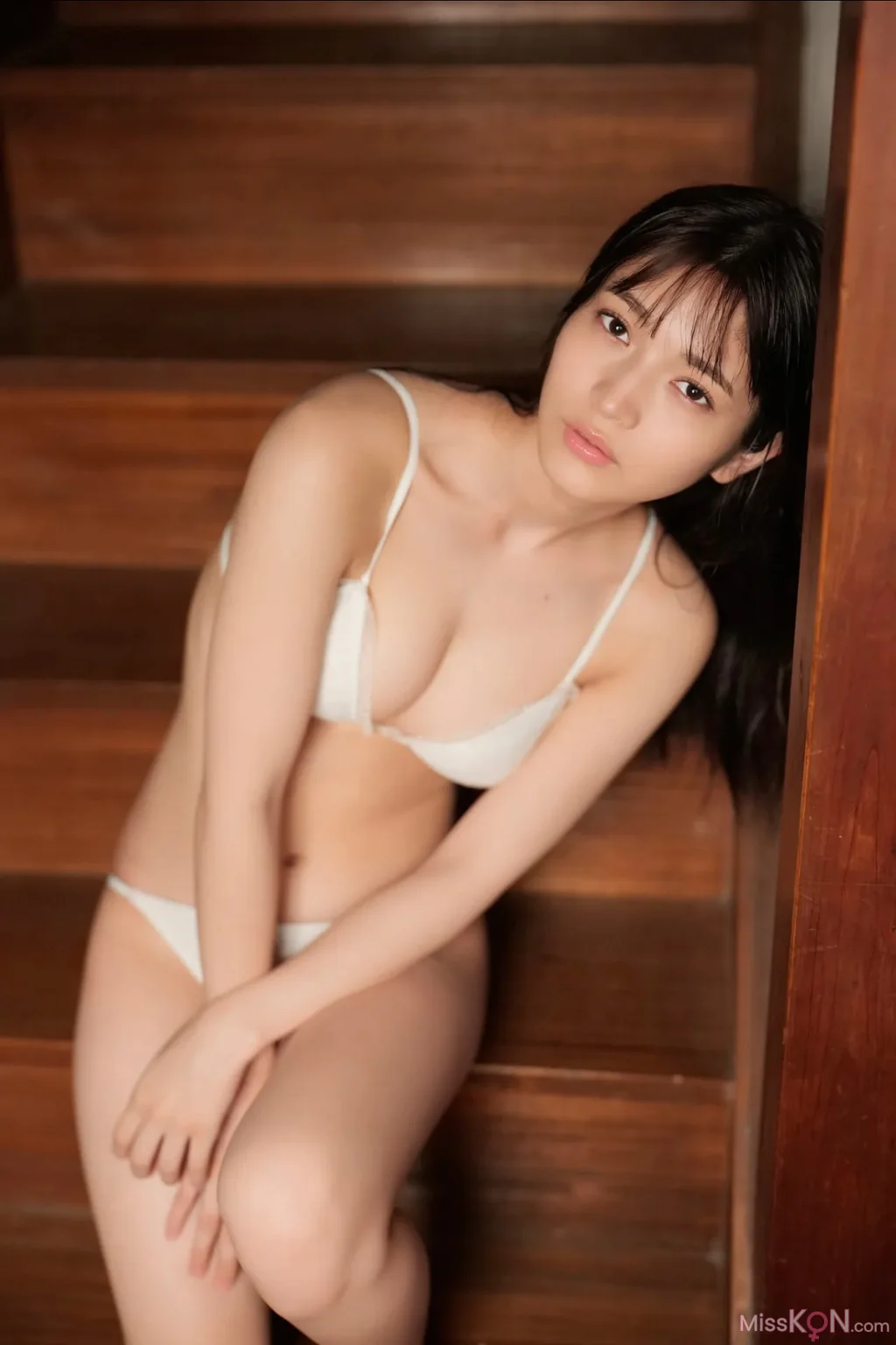 [JP] Nanako Kurosaki (黒嵜菜々子): FRIDAYデジタル写真集 日本一バズってるBIKINI Vol.2 完全版 (90 photos) – Page 4