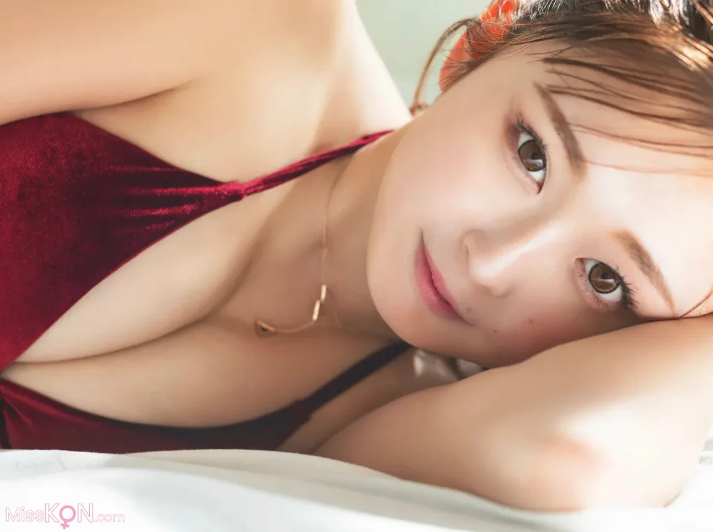 [JP] Yuna Kogawa (古川優奈): FRIDAYデジタル写真集 メロい革命 Vol.2 (57 photos) – Page 4