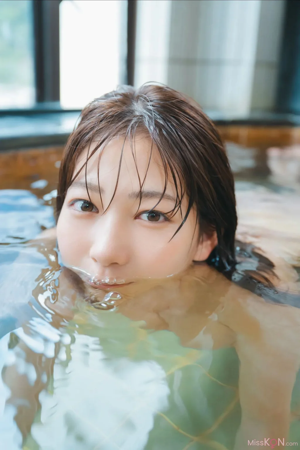[JP] Yuuri Kouchi (河内裕里): FRIDAYデジタル写真集 シコクの純情カノジョ Vol.1 (48 photos) – Page 3
