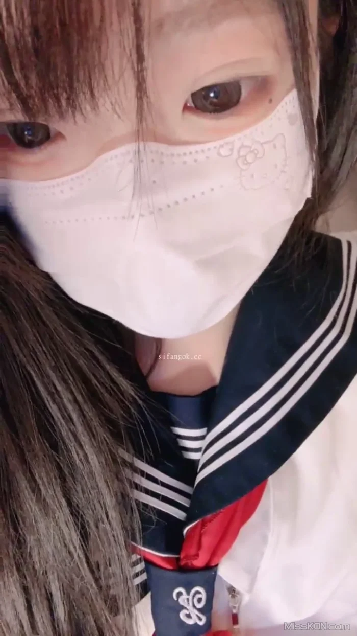 才不是悦悦: 粉嫩白虎 巨乳学生妹 (34 photos + 7 videos) – Page 2
