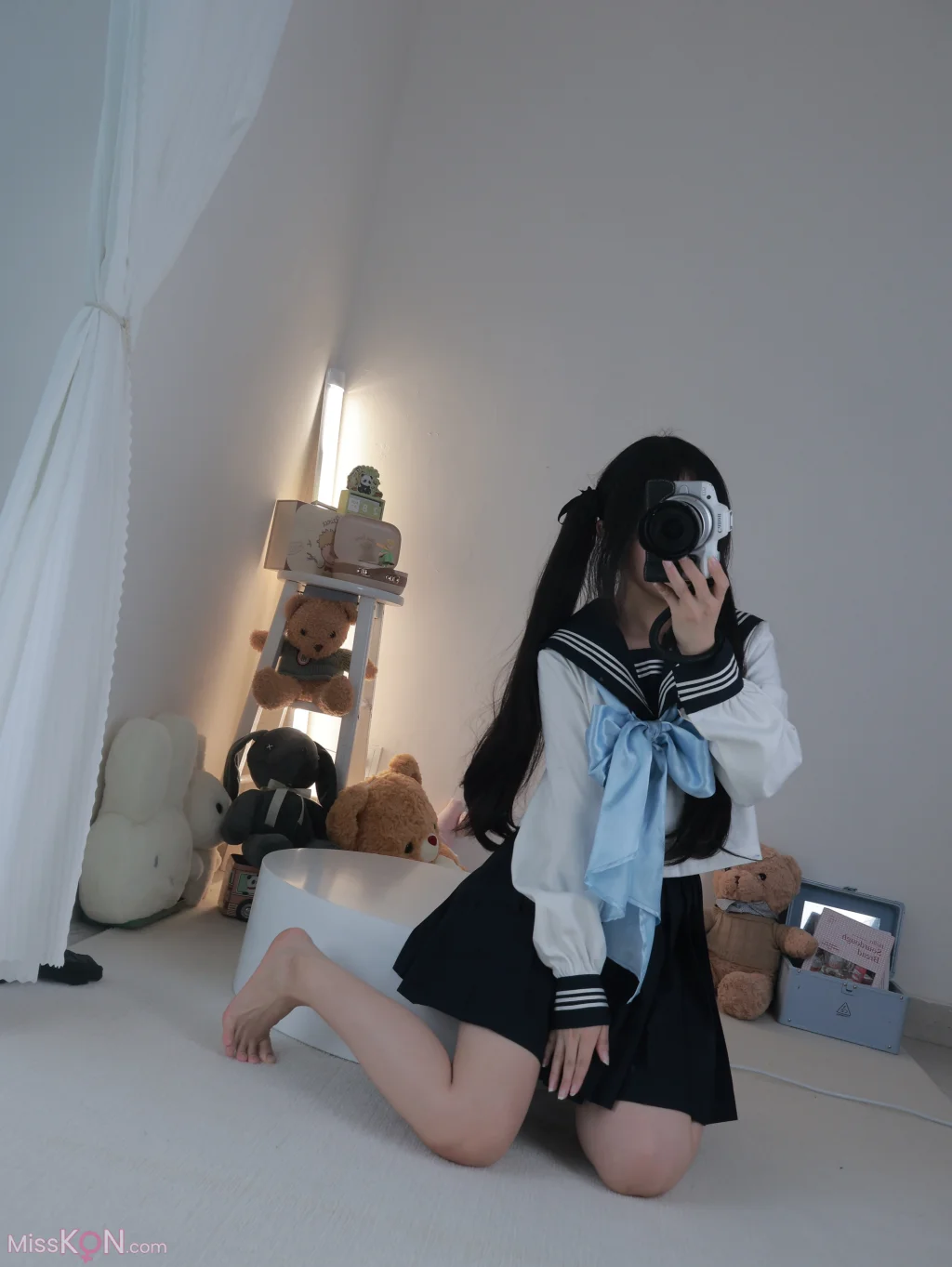小羊蛋卷: 黑丝水手+黑色中华娘 (20 photos + 2 videos)