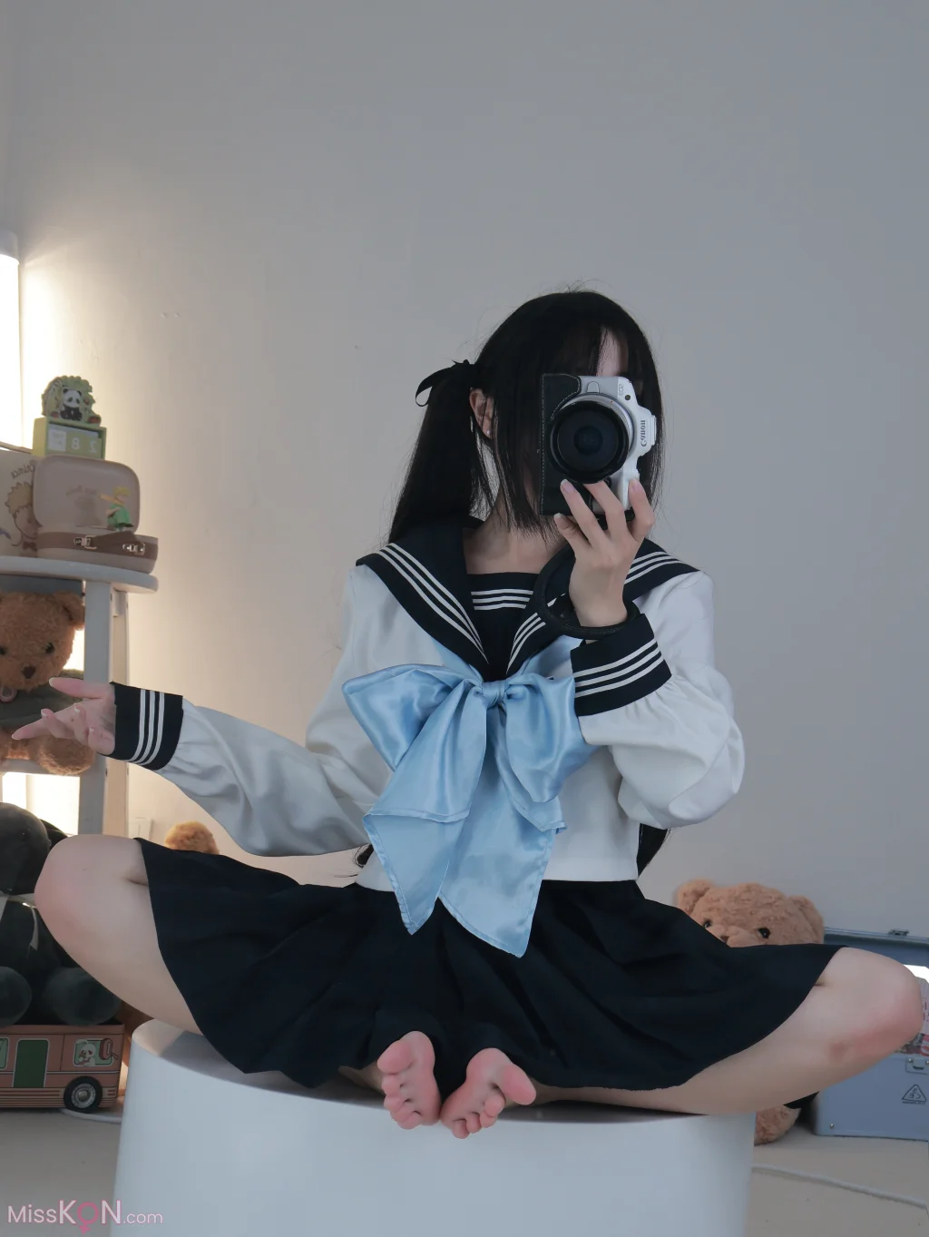 小羊蛋卷: 黑丝水手+黑色中华娘 (20 photos + 2 videos)