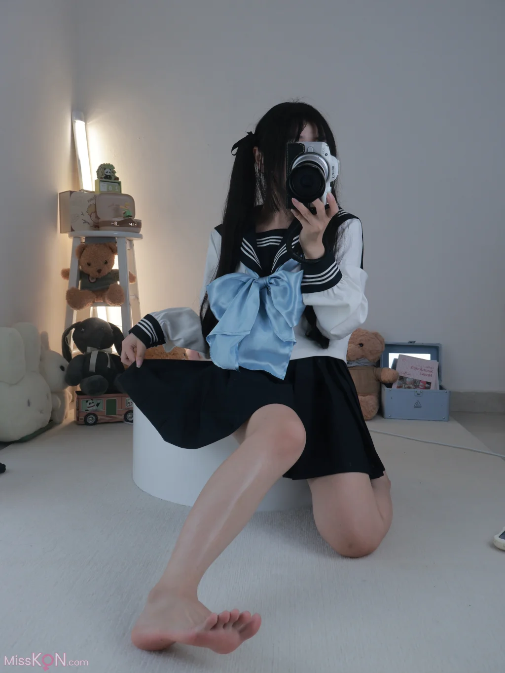 小羊蛋卷: 黑丝水手+黑色中华娘 (20 photos + 2 videos)