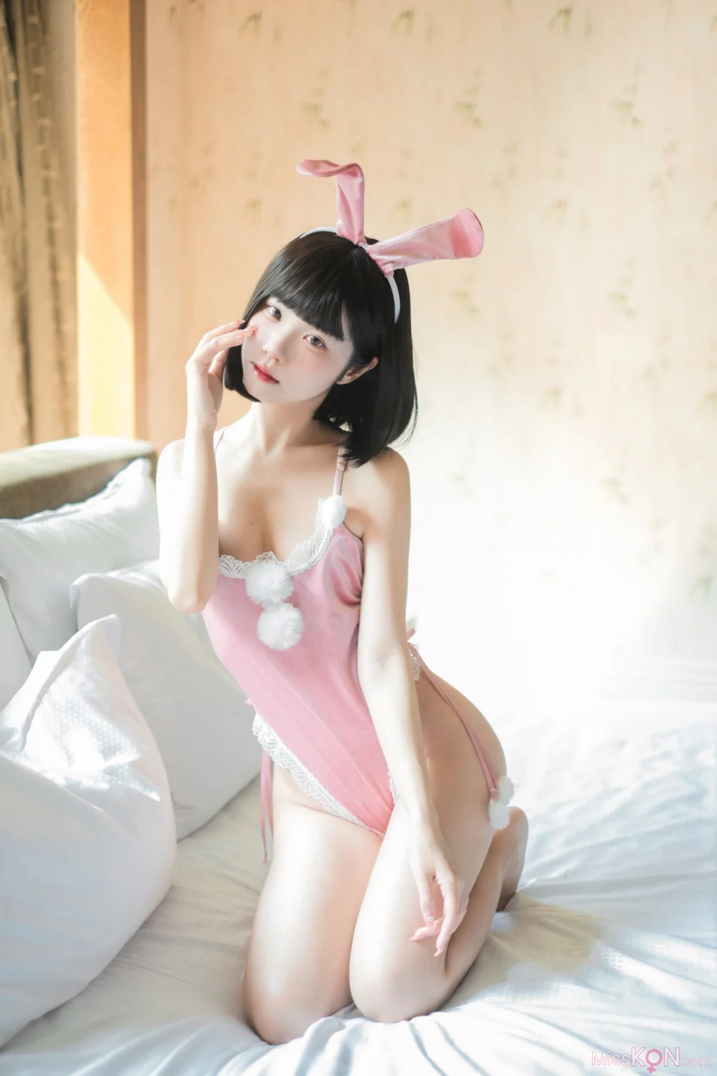 Coser@可可小白兔: 純慾兔女郎 (50 photos)