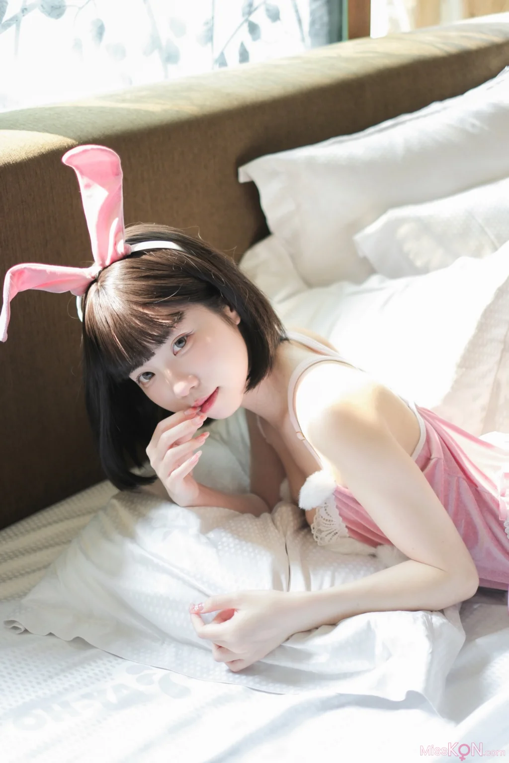 Coser@可可小白兔: 純慾兔女郎 (50 photos) – Page 2