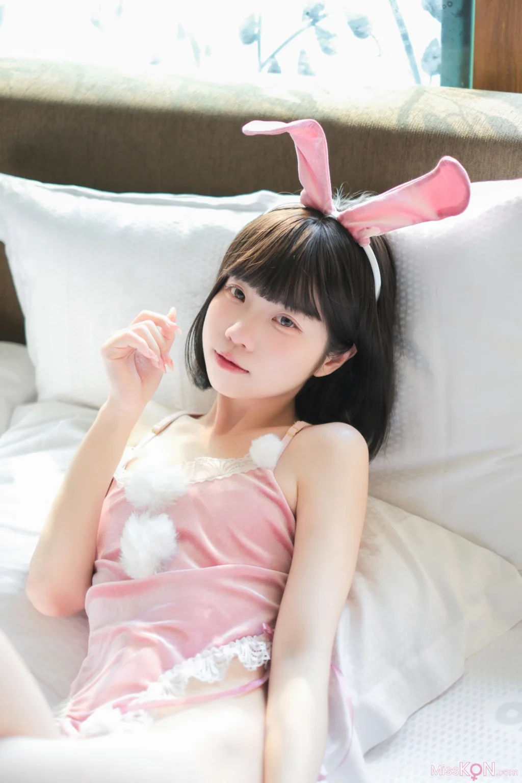 Coser@可可小白兔: 純慾兔女郎 (50 photos) – Page 2