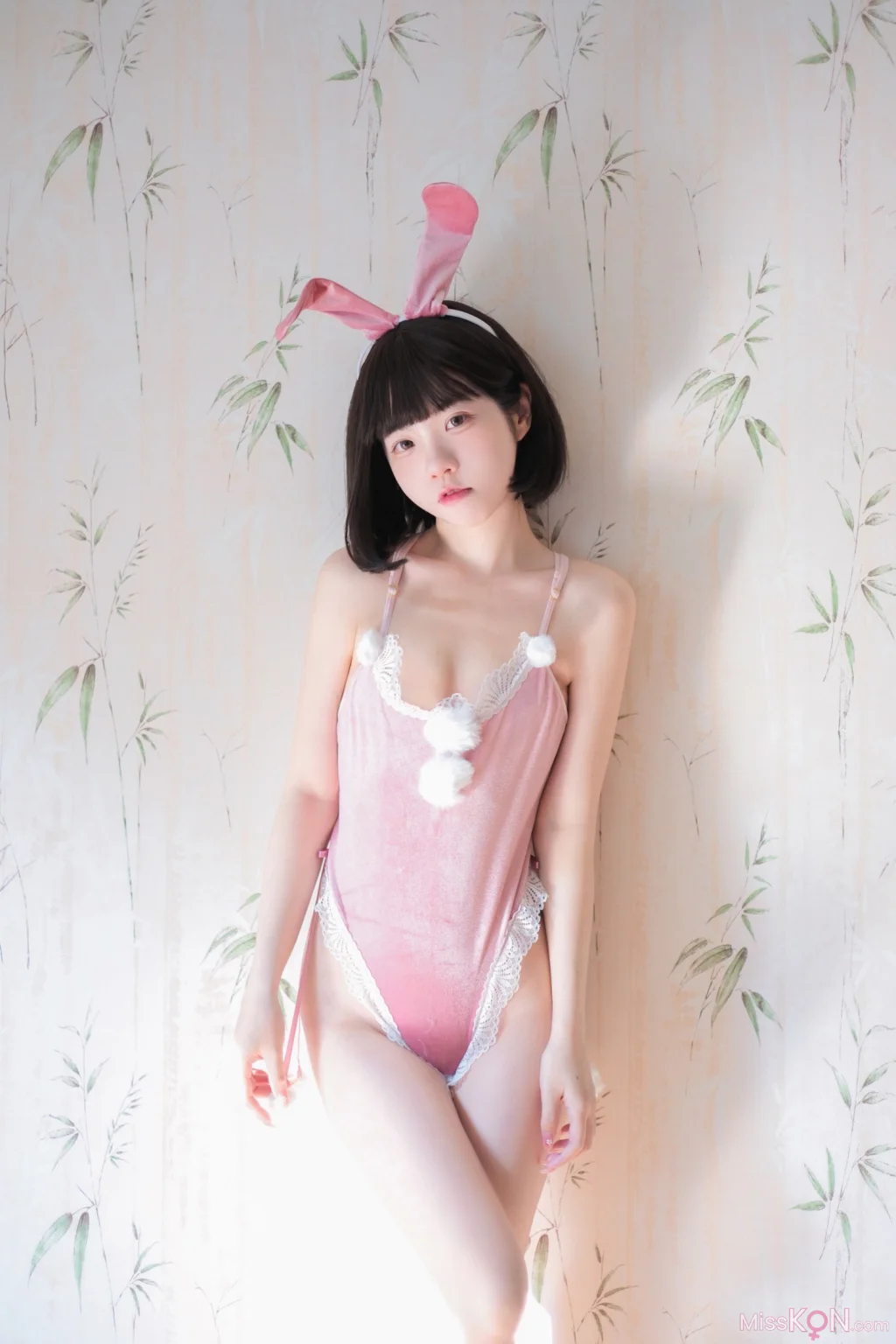 Coser@可可小白兔: 純慾兔女郎 (50 photos) – Page 2