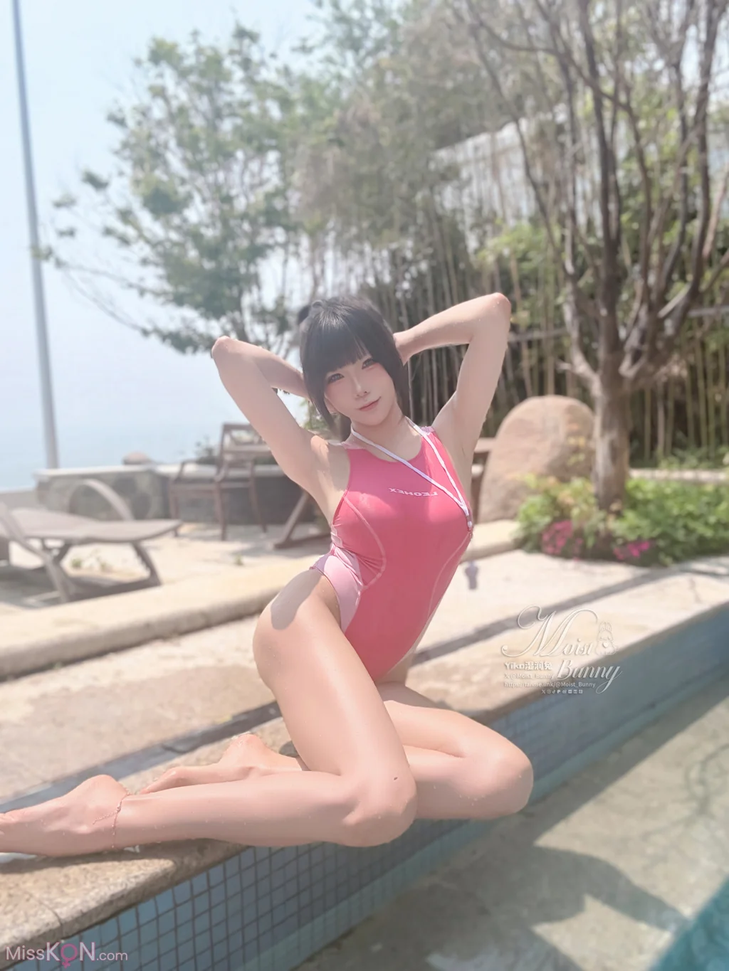 Coser@黏黏团子兔: 2025泳装限定作 水泳部前辈 (94 photos) – Page 3