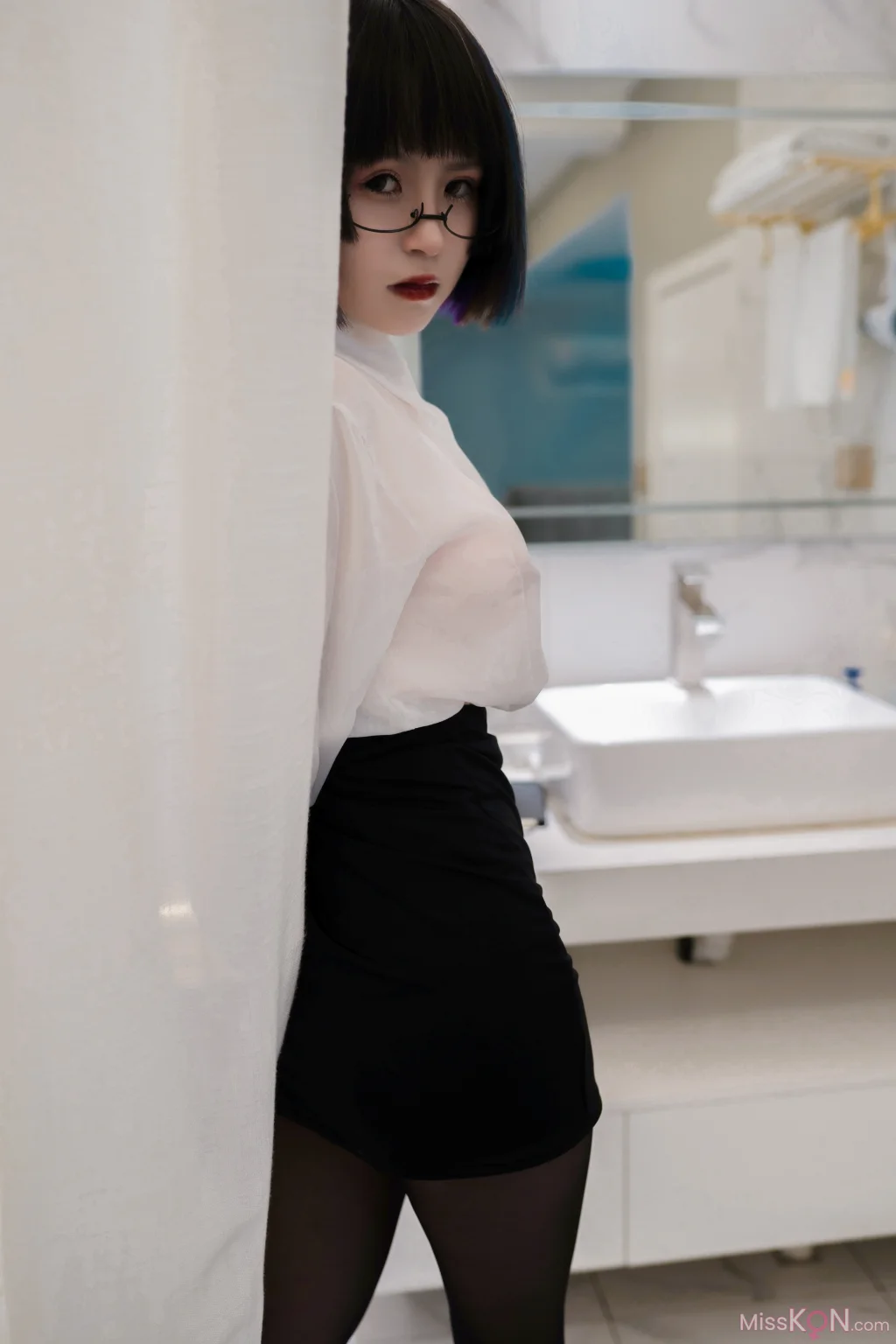 Coser@晕崽Zz: 迷情小秘 (43 photos) – Page 2