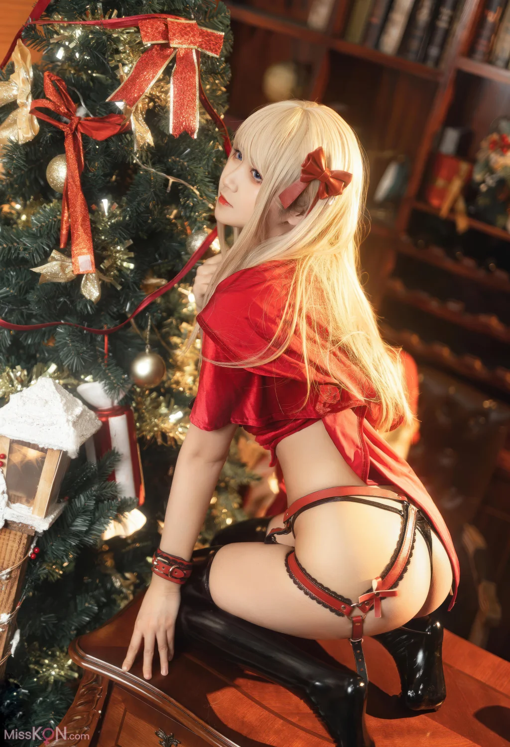 Coser@三度_69: 圣诞小红帽 (35 photos)