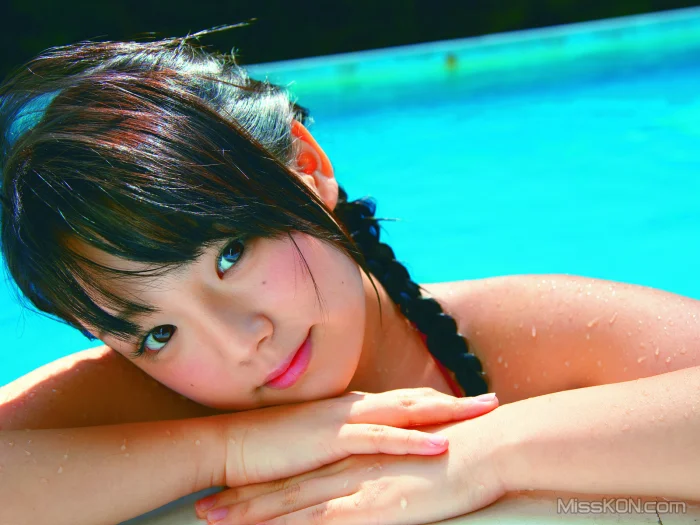 [JP] Ai Shinozaki (篠崎愛): 写真集 桜サクトキ (84 photos)