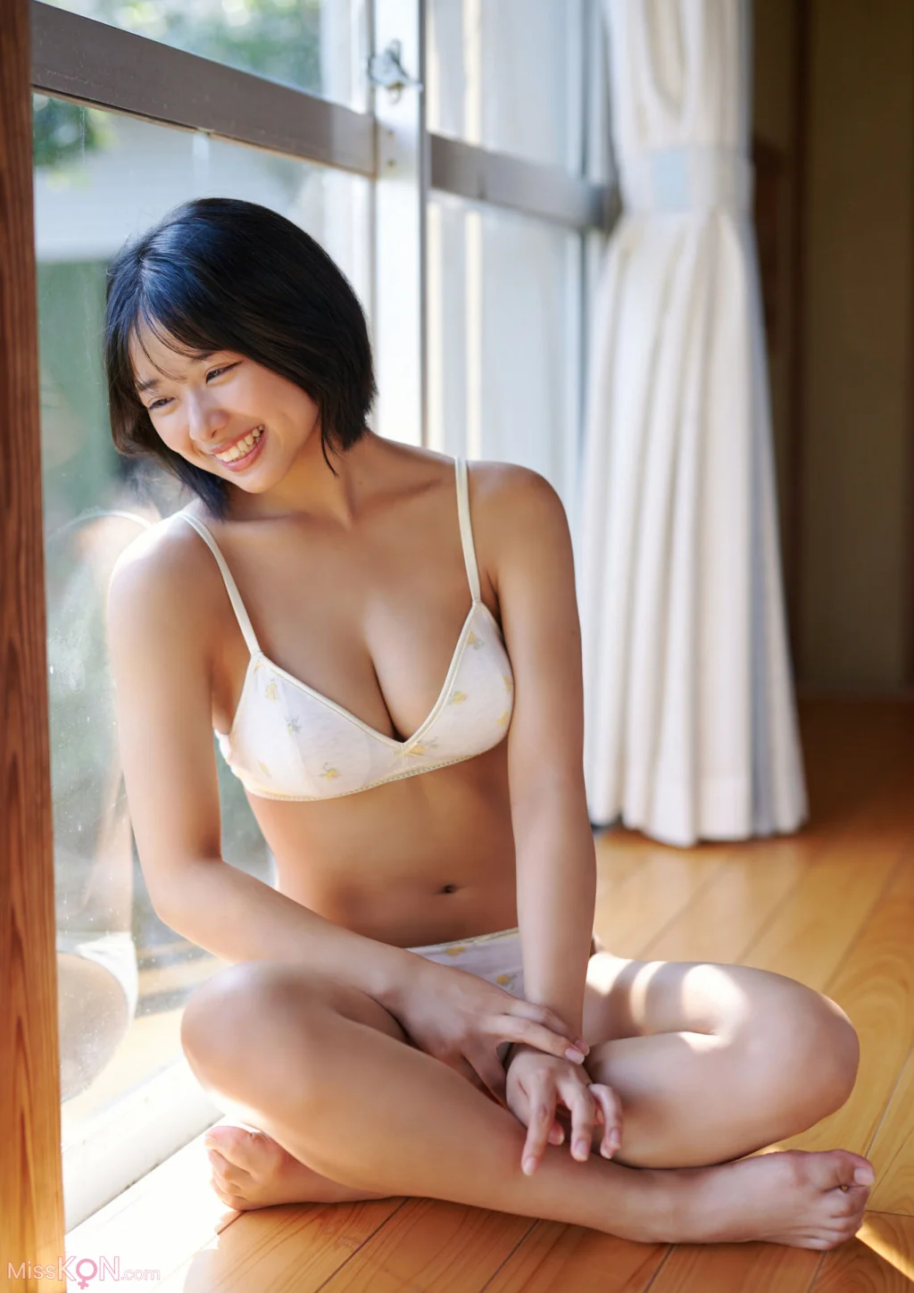 [JP] Miku Kuwajima (桑島海空):「ラスト・サマー・ビキニ」 DOLCEデジタル写真集 (72 photos) – Page 2