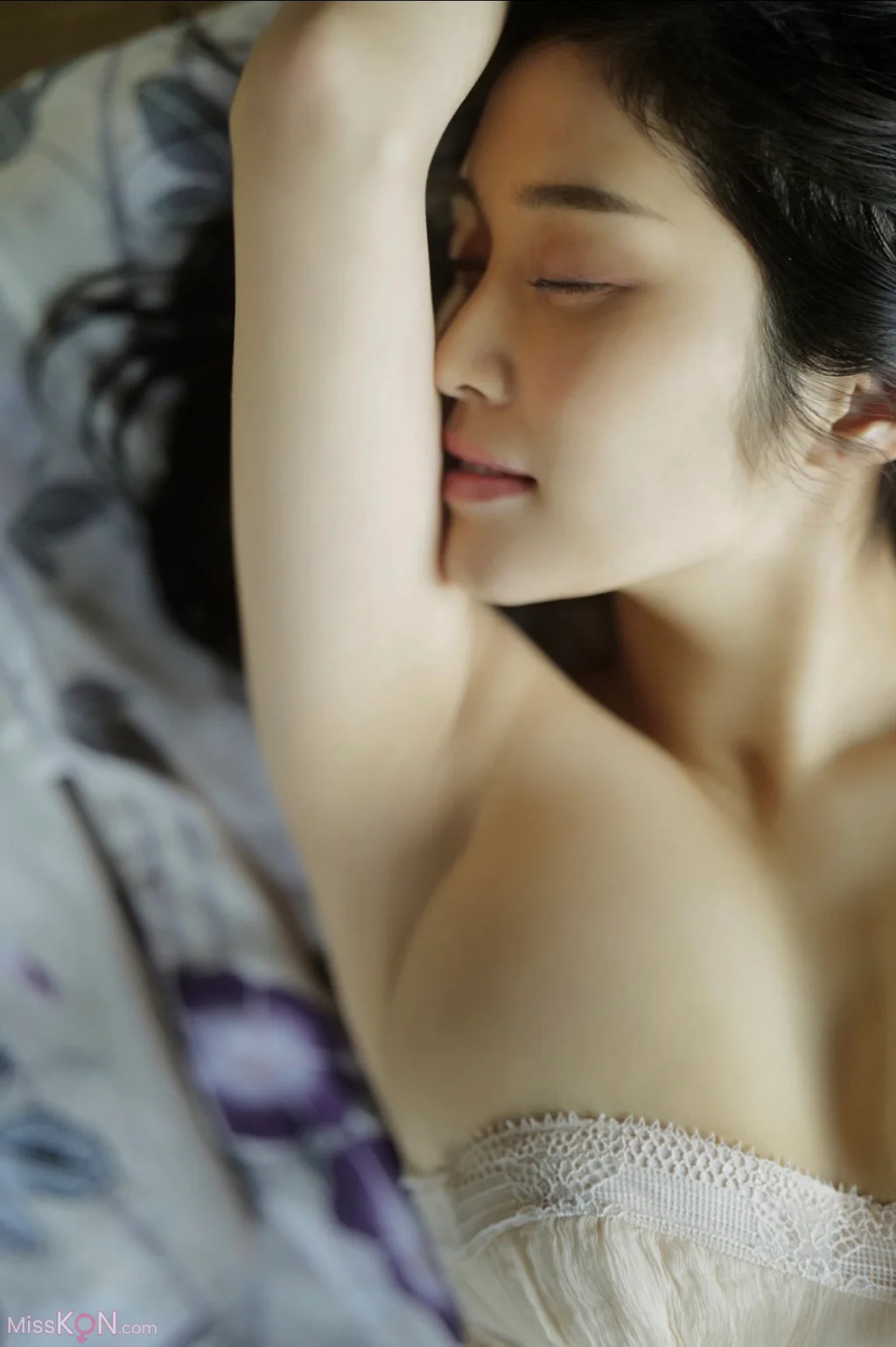 [JP] Rin Takahashi (高橋凛): FLASHデジタル写真集 酔いたい気分なの (89 photos) – Page 4