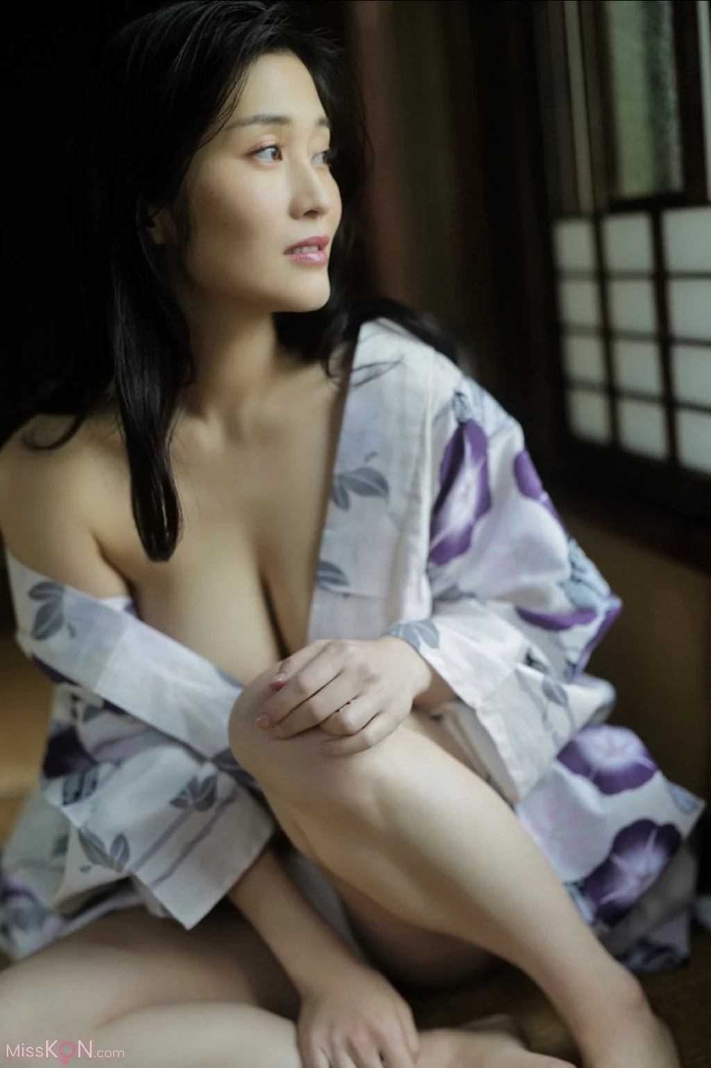 [JP] Rin Takahashi (高橋凛): FLASHデジタル写真集 酔いたい気分なの (89 photos) – Page 4