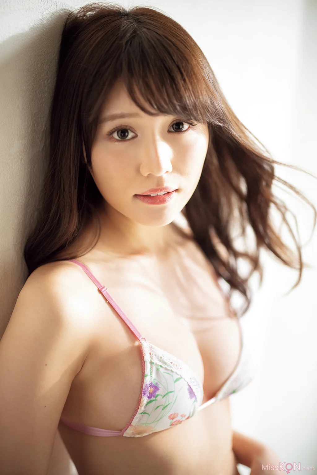 [JP] Yuka Kohinata (小日向ゆか): アサ芸アイドル写真集 好きです。 (79 photos)