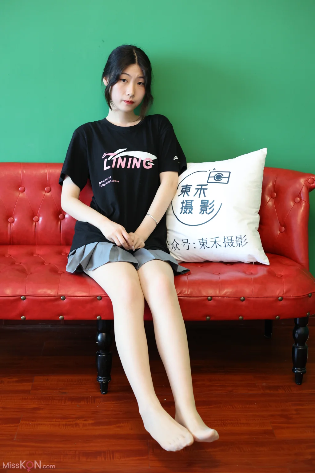 [三禾摄影] No.018: 牛仔裤 百褶裙 肉丝 (207 photos)