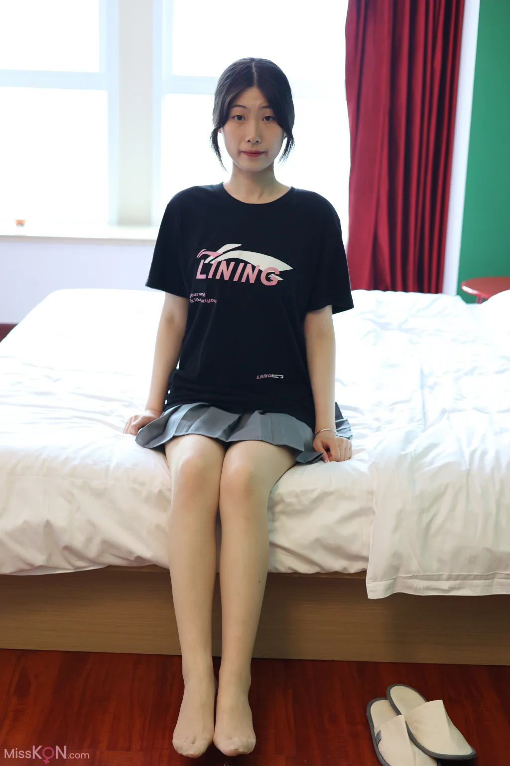 [三禾摄影] No.018: 牛仔裤 百褶裙 肉丝 (207 photos) – Page 2