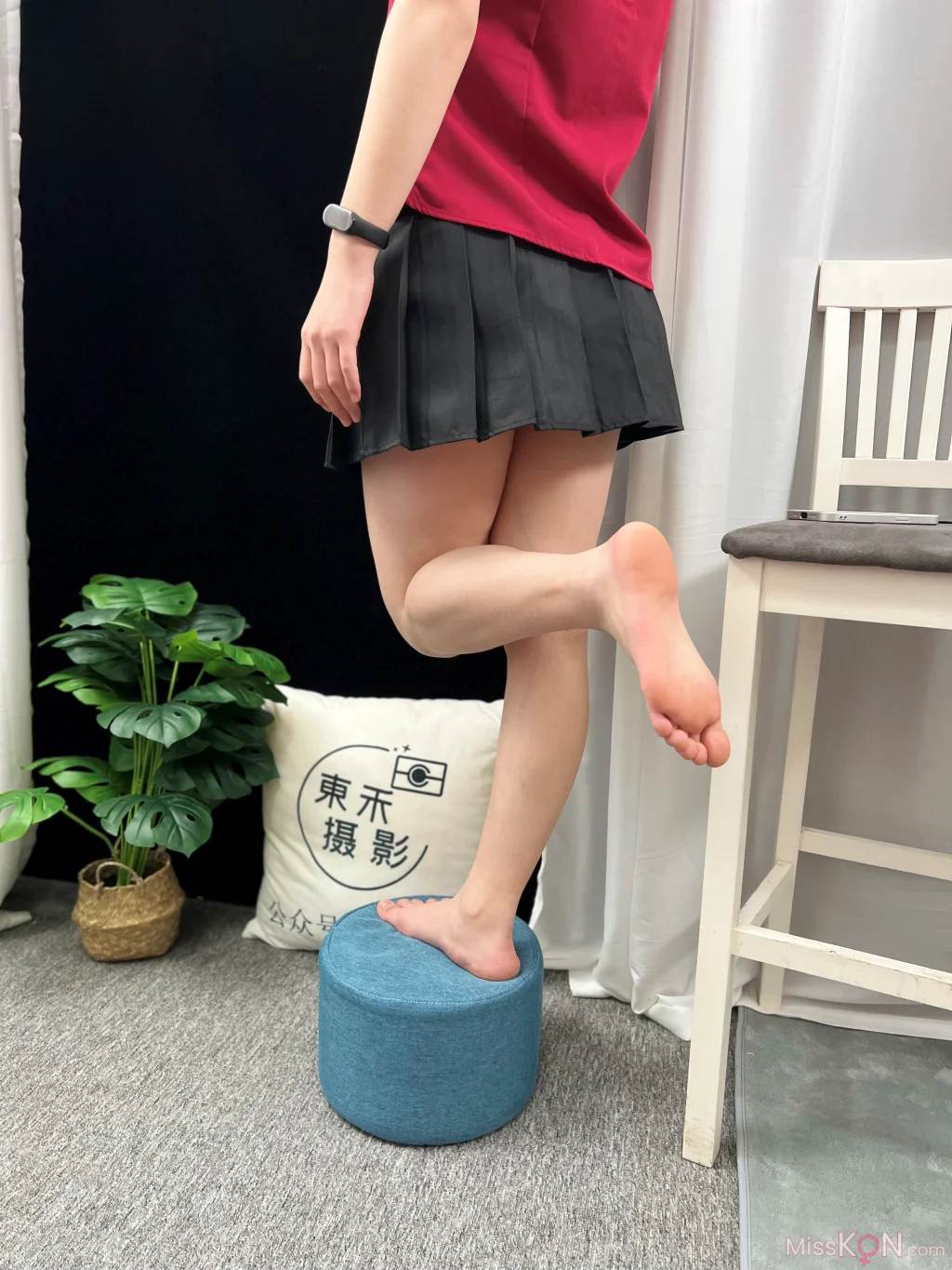 [三禾摄影] No.021: 短裙 凉拖 帆布鞋 高跟 (217 photos + 2 videos)