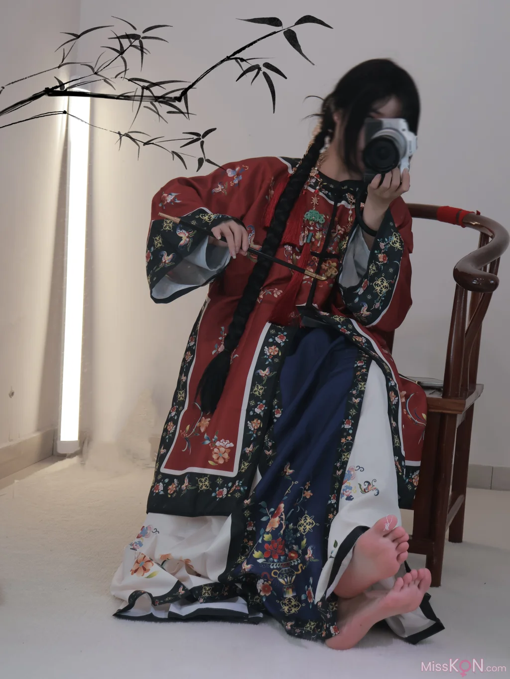 小羊蛋卷: 红白清汉女 (13 photos) – Page 2