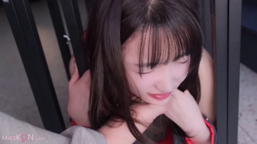 Son Ye-Eun (손예은): 레즈 크리스마스 함께 출연 설돌 로빈 슬이 (38 photos + 2 videos) – Page 2