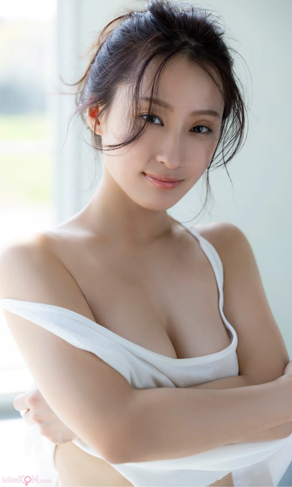 [JP] Sumida Ayano (澄田綾乃):【デジタル限定】写真集「注意！魔性の女神」 (週プレ PHOTO BOOK) (99 photos) – Page 2