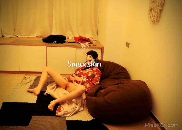 Smaxskin: X露出系网红视图合集 (400 photos + 166 videos)