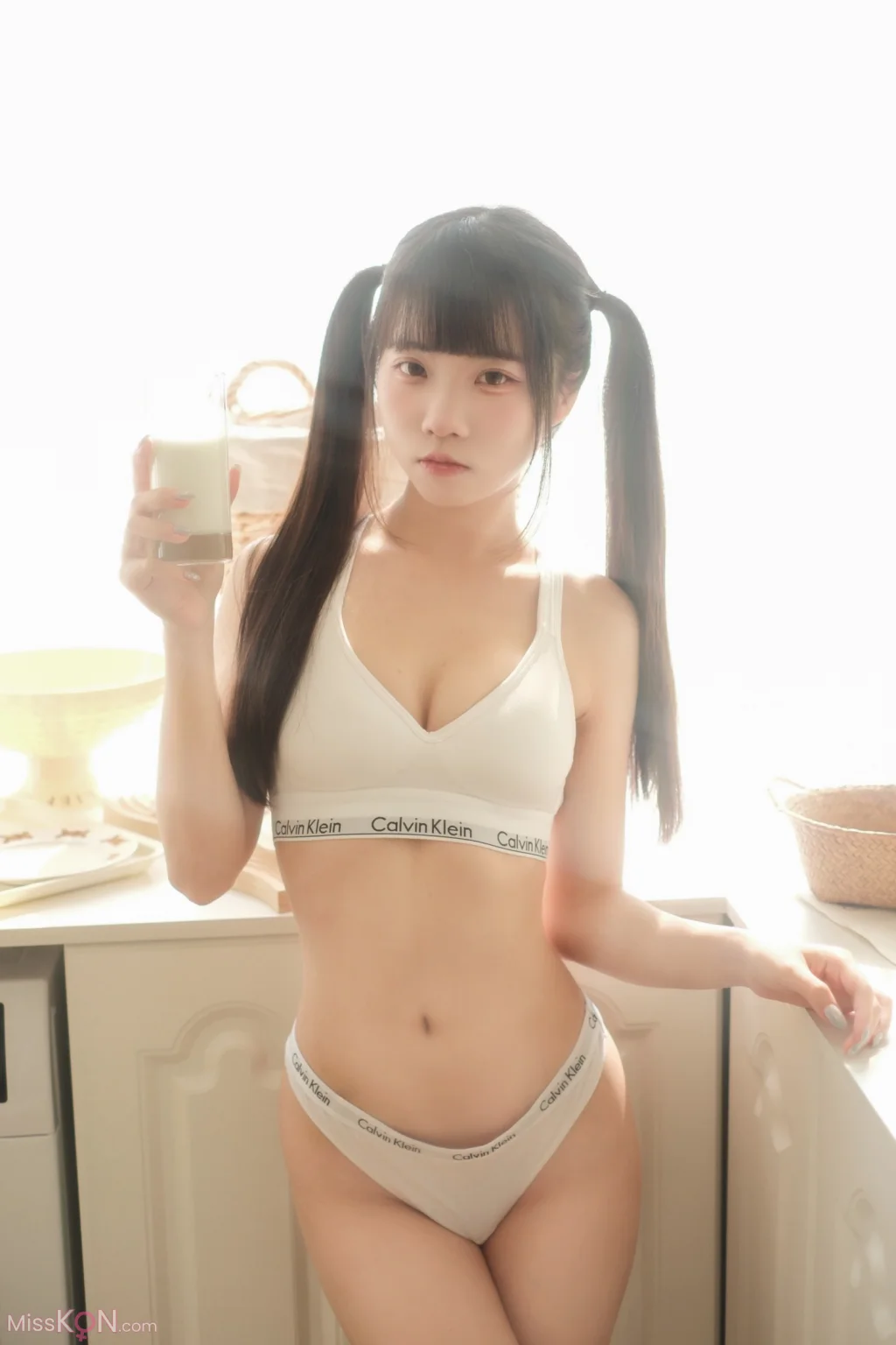 Coser@可可小白兔: 小貓娘想被主人疼愛 (69 photos + 1 video)