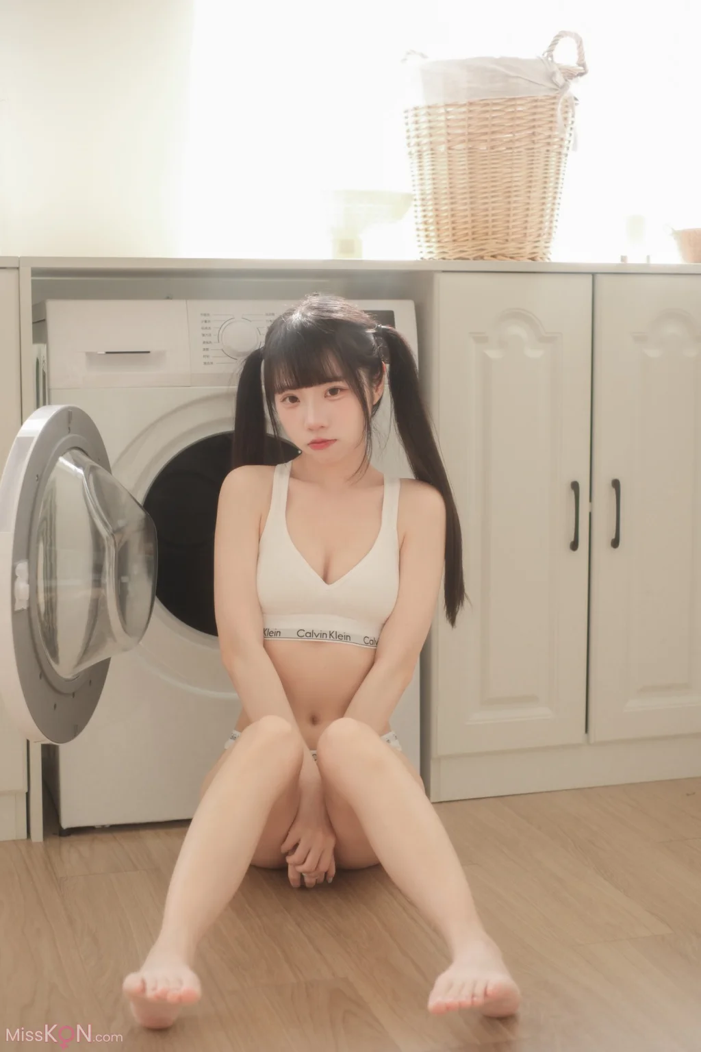 Coser@可可小白兔: 小貓娘想被主人疼愛 (69 photos + 1 video)
