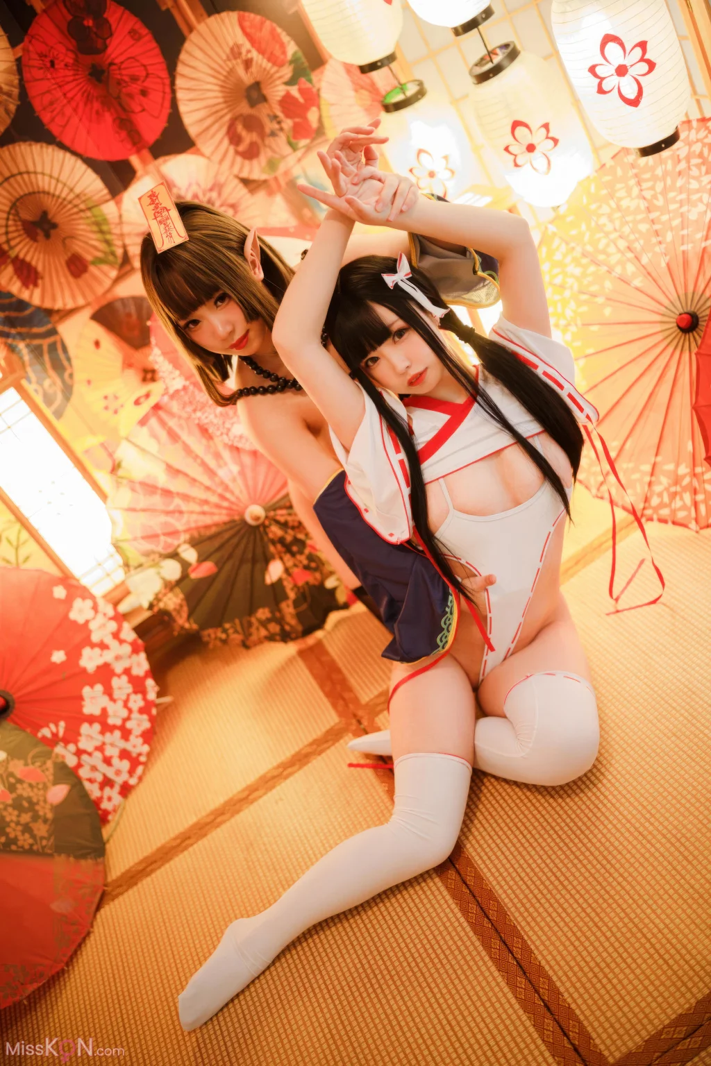 Coser@胡桃猫Kurumineko & 十万珍吱伏特: 巫女&僵尸 (121 photos)