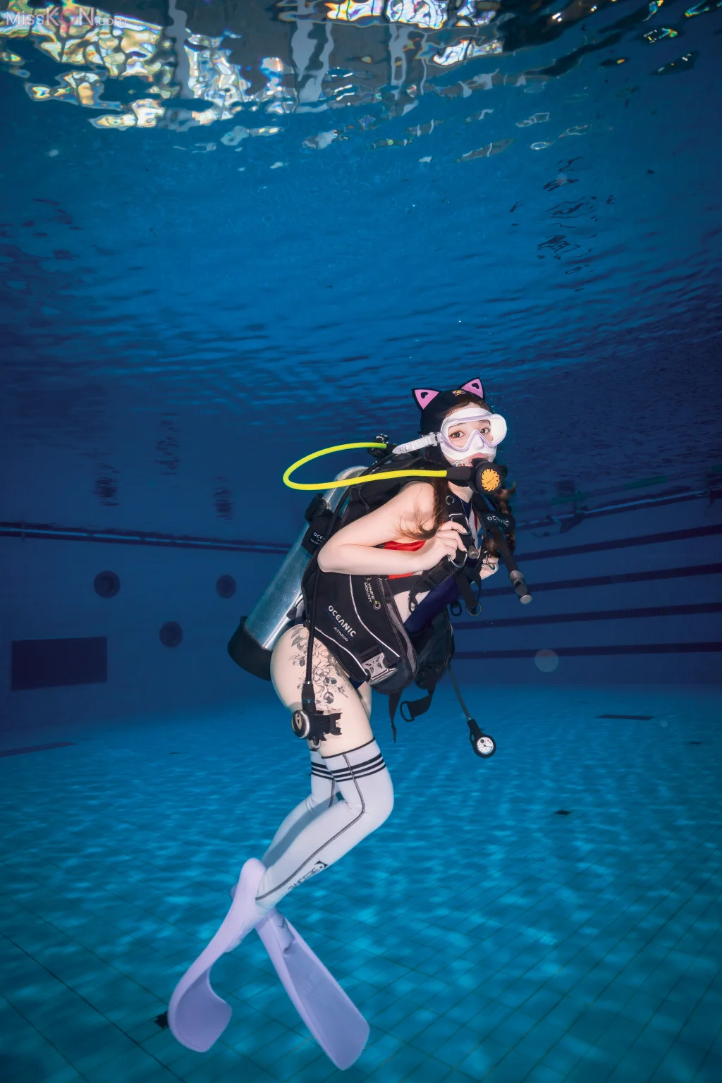 DJAWA Photo: Son Ye-Eun (손예은) – Swimming Lessons Underwater (220 photos)