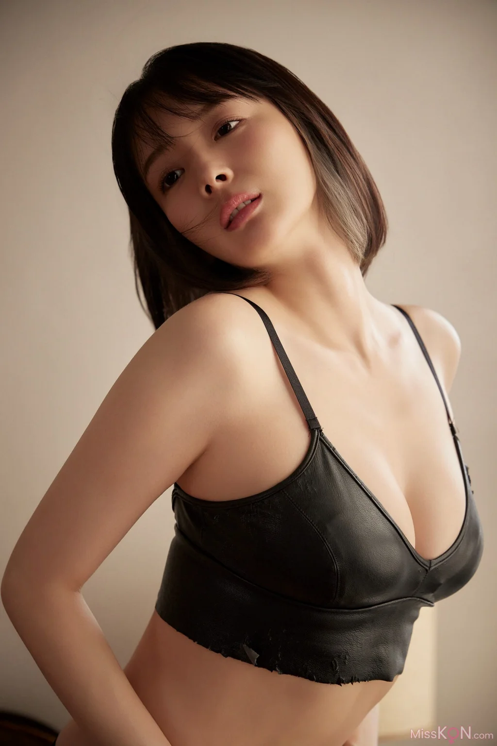 [JP] Sayaka Okada (岡田紗佳):「美脚輪舞曲」SPA！デジタル写真集 (59 photos) – Page 3