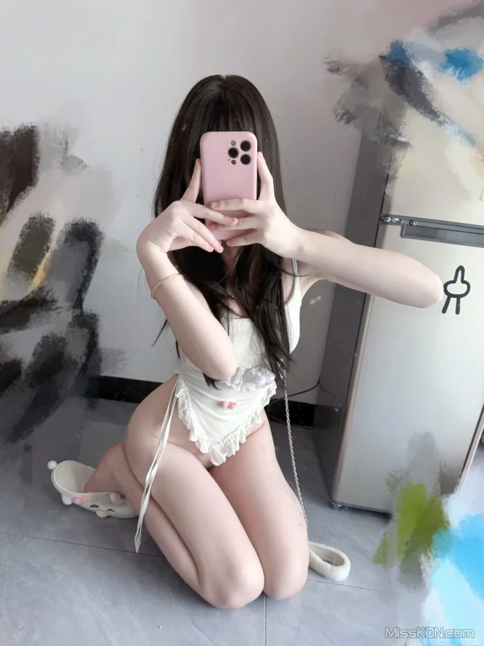 minminxioy(绵绵小椰): 顶级白虎小仙女视图合集 (233 photos + 148 videos) – Page 2