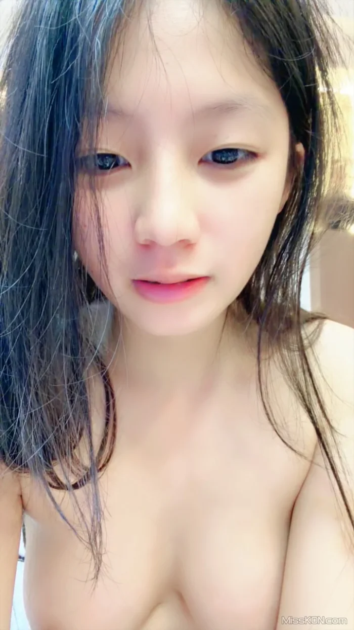 你的小月月: 纯欲天花板  完美白嫩身姿 (38 photos + 8 videos) – Page 2