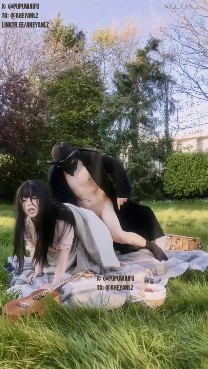 Aheyanlz(噗噗): 超有感觉的可爱小仙女 Cos多场景付费合集 (Part-J) (48 photos + 9 videos)