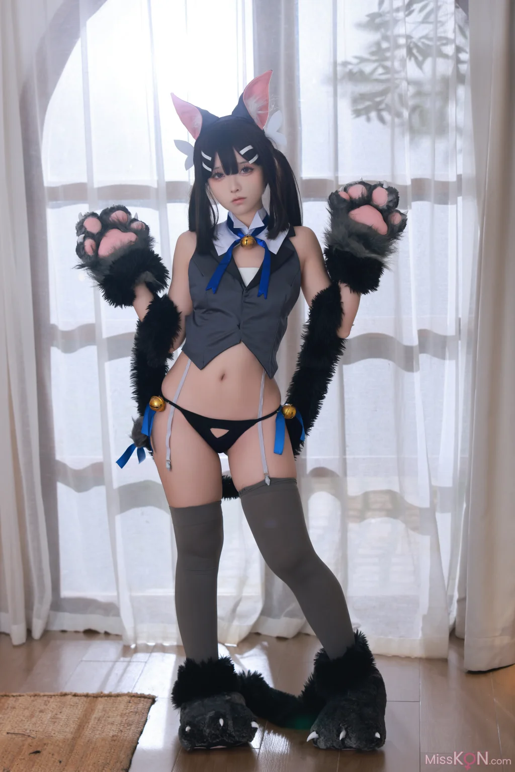 Coser@G44不会受伤: 魔法少女伊莉雅 美游野兽 (21 photos)