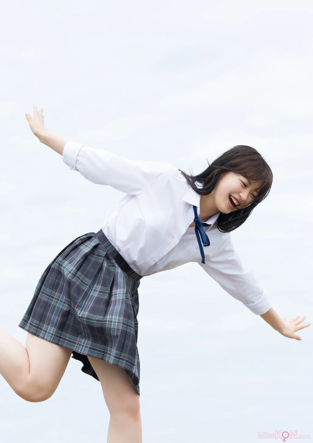 [JP] Saki Ishihara (石原さき): 【デジタル限定 YJ PHOTO BOOK】石原さき(#Mooove！)写真集「まだまだ成長中！」 (53 photos) – Page 3