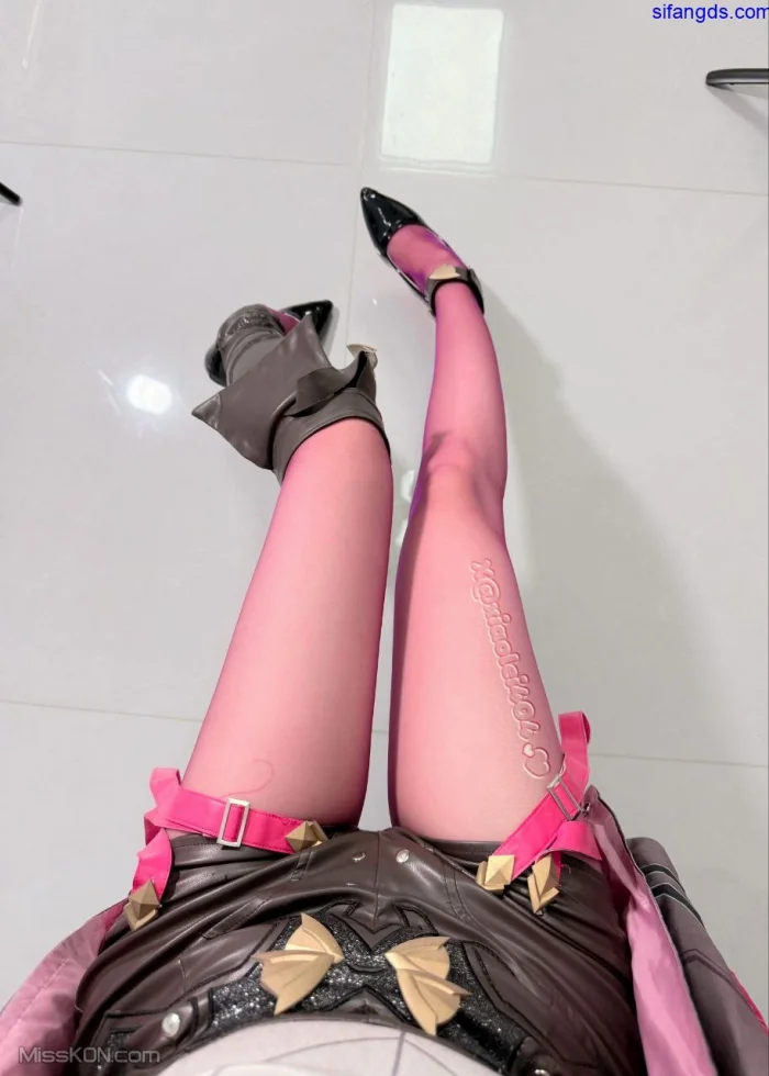 希尔薇: X颜值Coser 12月 露脸裸舞视图合集 (92 photos + 34 videos) – Page 2