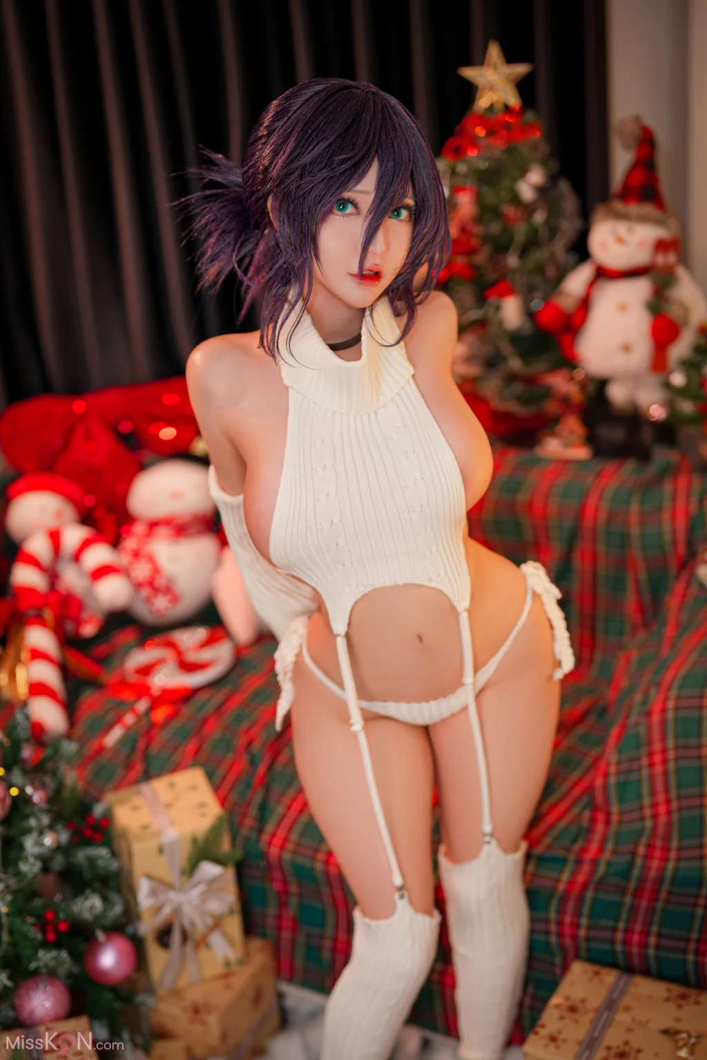 Coser@Potato Godzilla: Reze Xmas (24 photos)