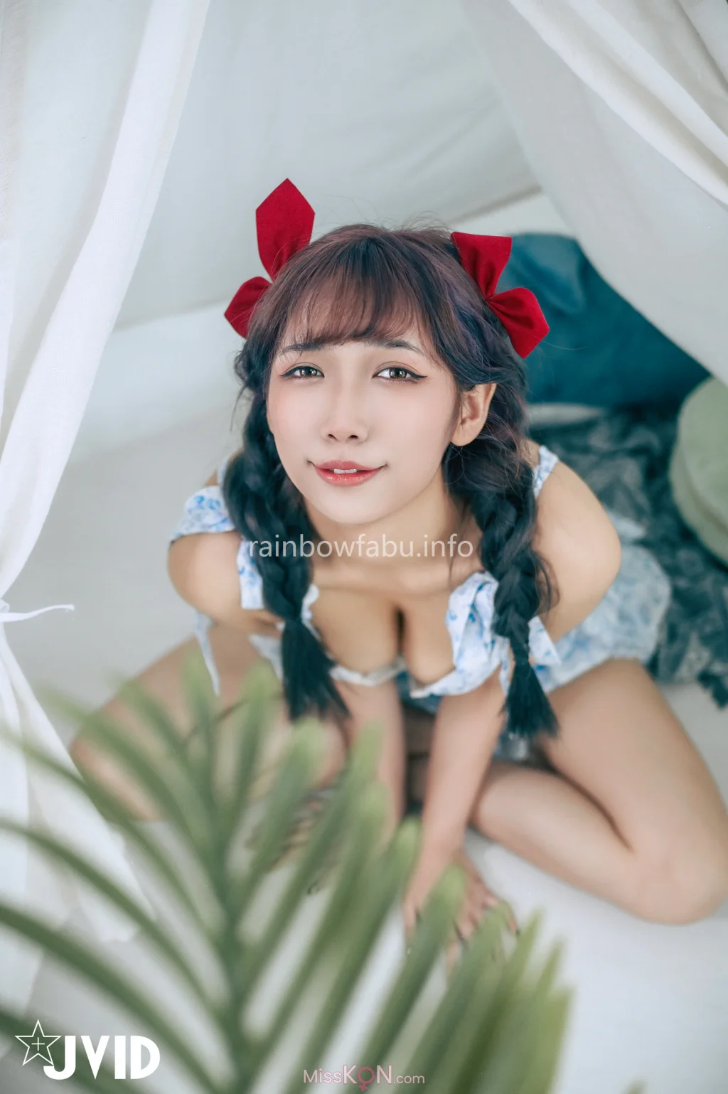 [JVID] 吳紫欣: 戀愛感爆棚的野餐約會－紫欣❤️女友洋裝的肩帶滑下來了😳那乾脆就別穿了吧😍 (102 photos + 1 video) – Page 4