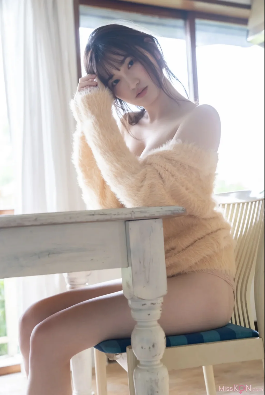 [JP] Airi Saito (斎藤愛莉): FRIDAYデジタル写真集 カレシ目線。Vol.2 完全版 (91 photos)