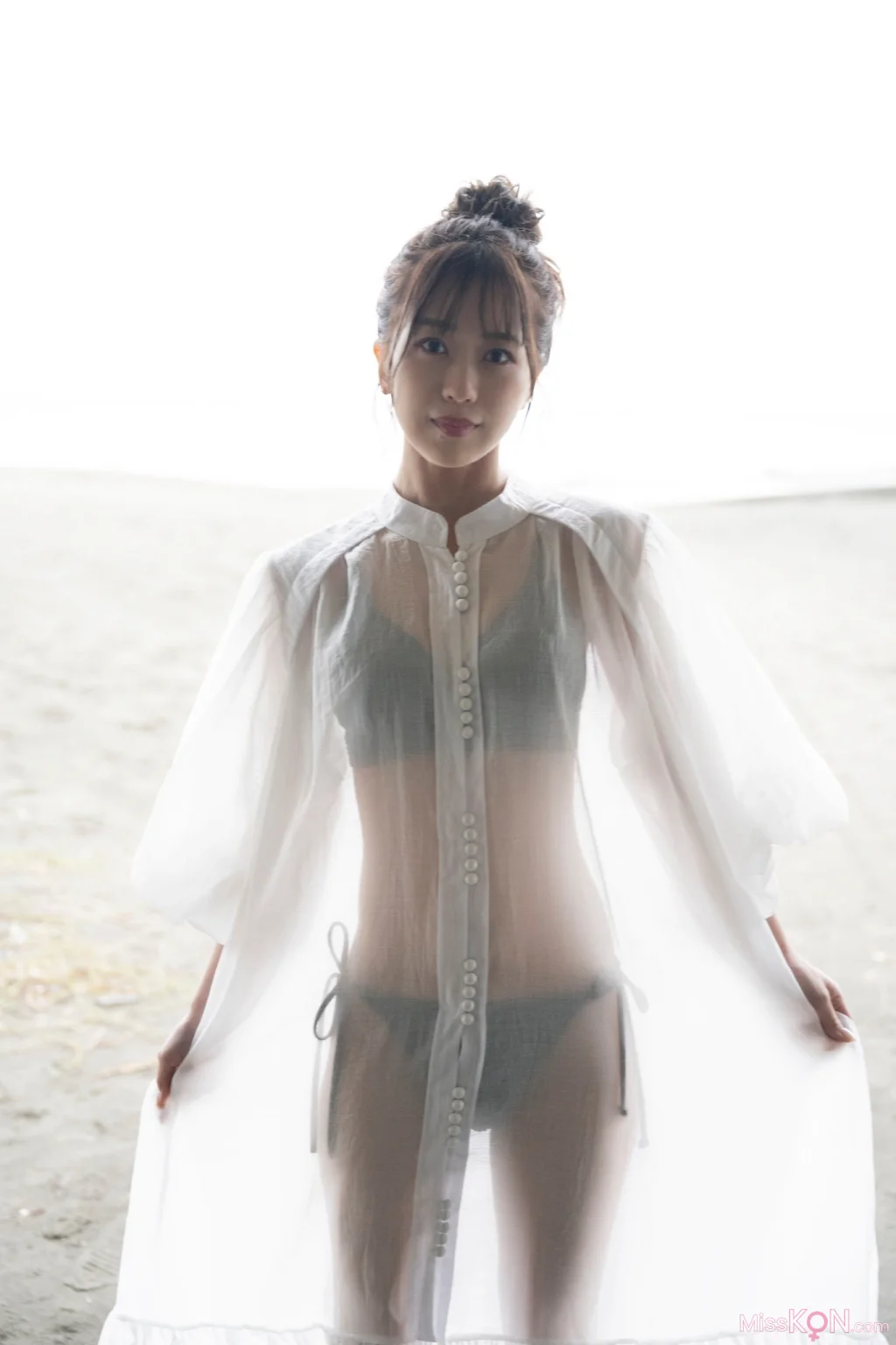 [JP] Ayana Shinozaki (篠崎彩奈): [MySPA!] 濡れ肌をあたためて【推し撮-前編】 (29 photos)