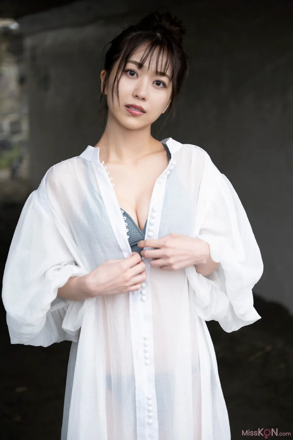 [JP] Ayana Shinozaki (篠崎彩奈): [MySPA!] 濡れ肌をあたためて【推し撮-前編】 (29 photos)